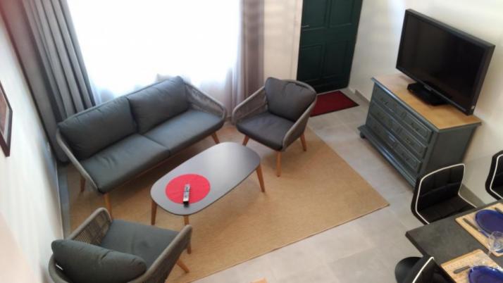 La salle - Gîte du Petit Crochet à Fresnay-sur-Sarthe
